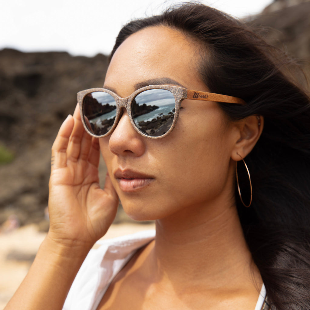 sunglasses with mirrored polarized lenses